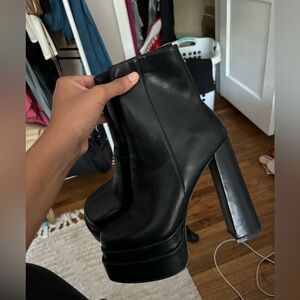 Platform ankle boots